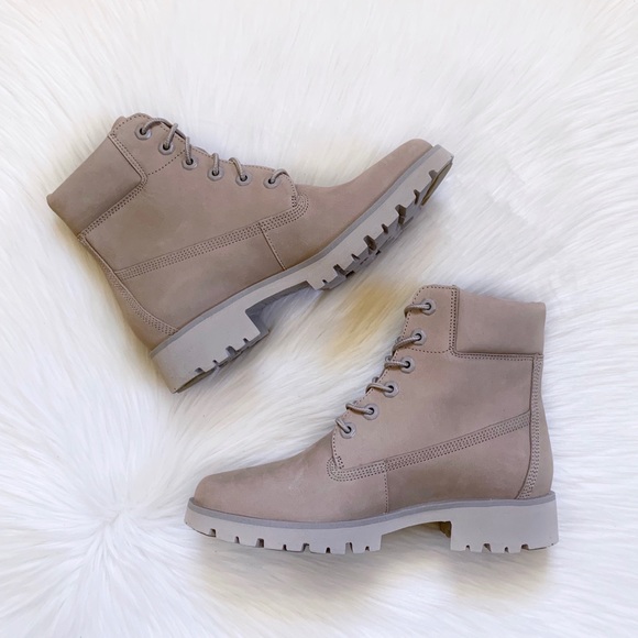 Timberland Women’s Classic Lite 6” Taupe Boots - Picture 5 of 7